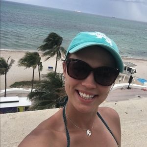 Meet your Posher, Trenda